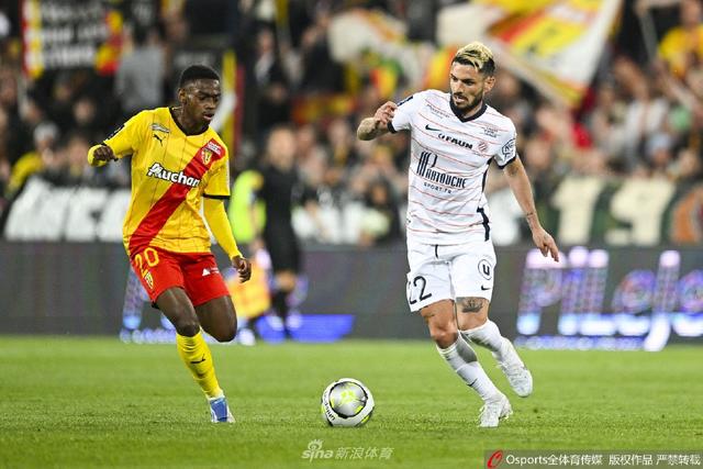 但他们在中 但他们在中