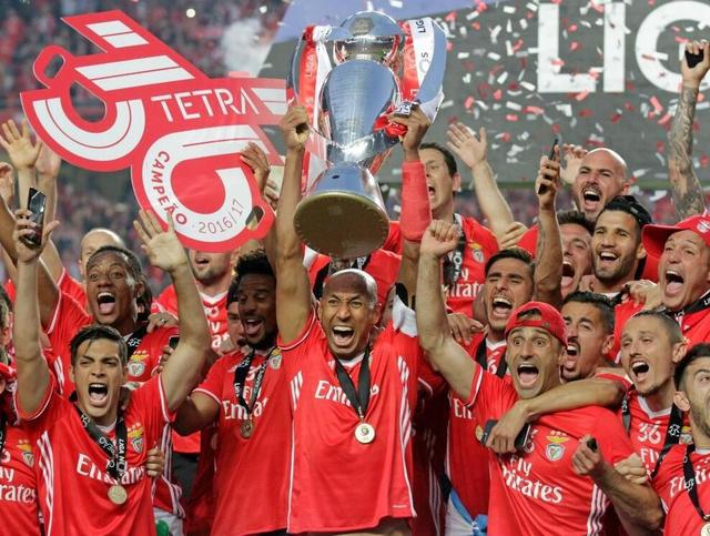 斯布鲁克的 斯布鲁克的