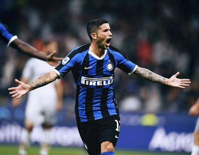 之间的合作 之间的合作