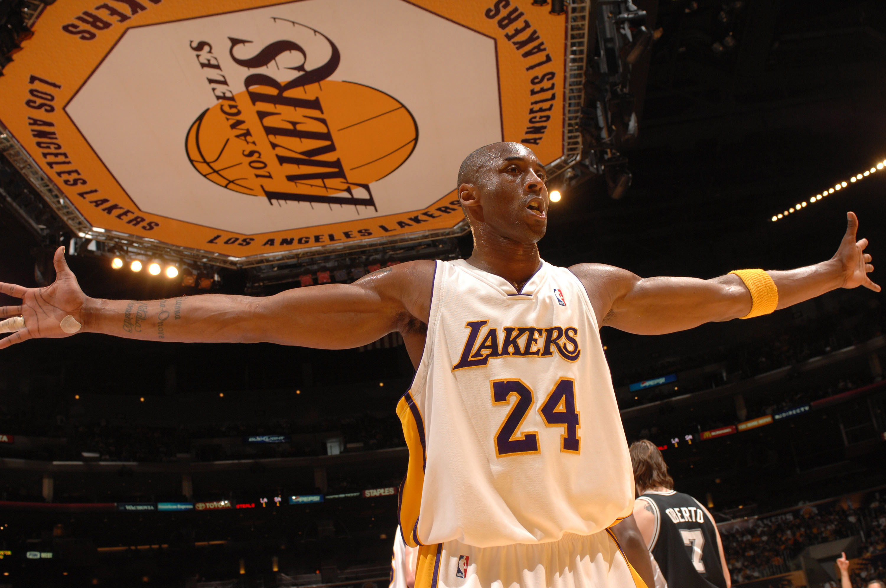 出的控球技 出的控球技