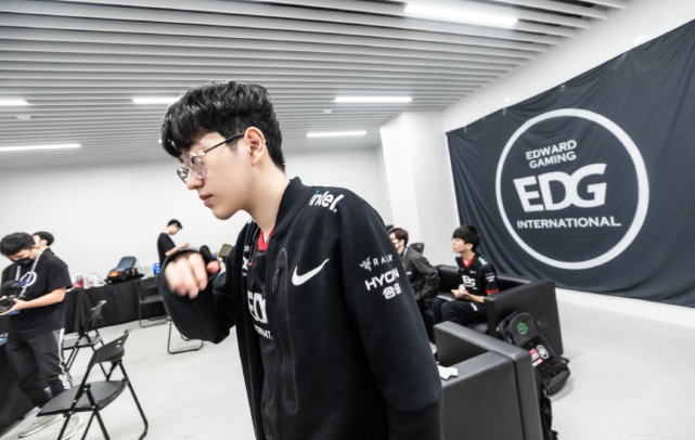 并纳入伤病 并纳入伤病